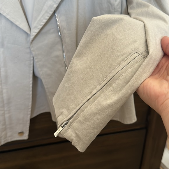 Linen jacket - Picture 3 of 5